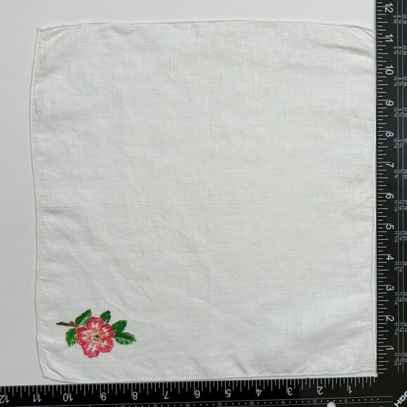 Vintage Bridesmaid Linen Wedding Handkerchief Cottage Core Dainty Heirloom - Picture 3 of 3